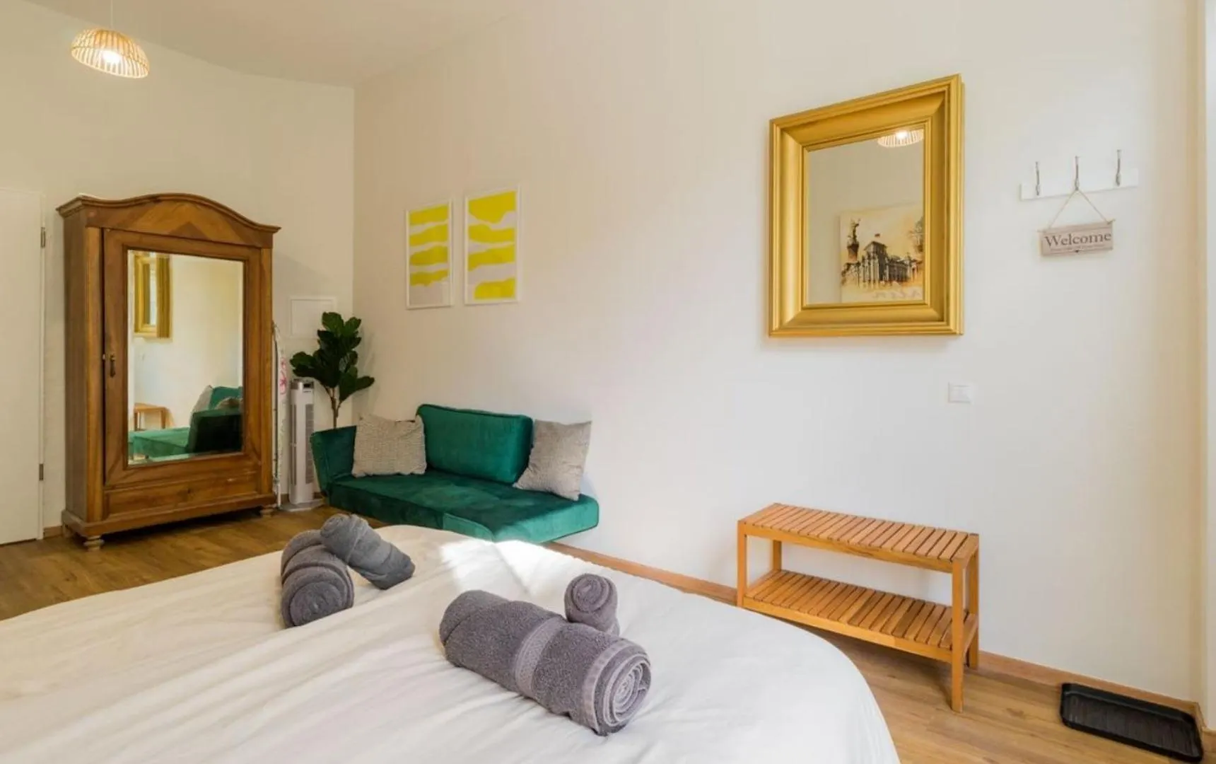 Central Home - Self Check In - High Speed Wifi Berlin Daire