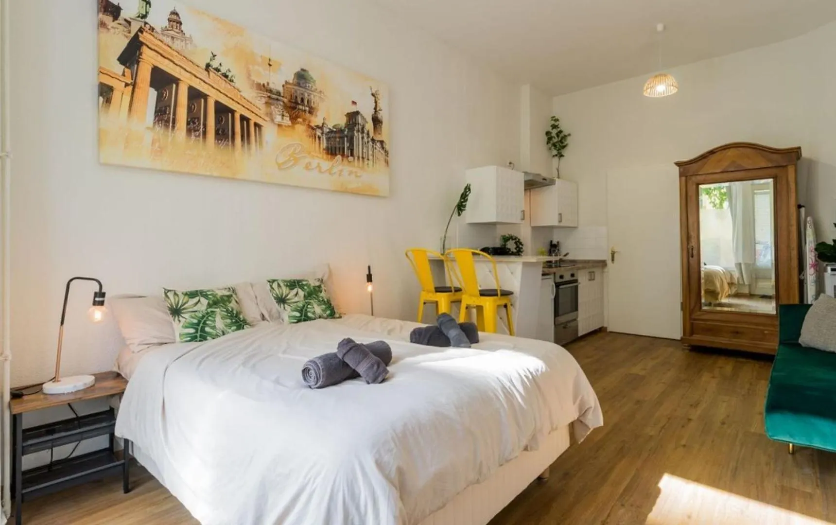Central Home - Self Check In - High Speed Wifi Berlin Daire